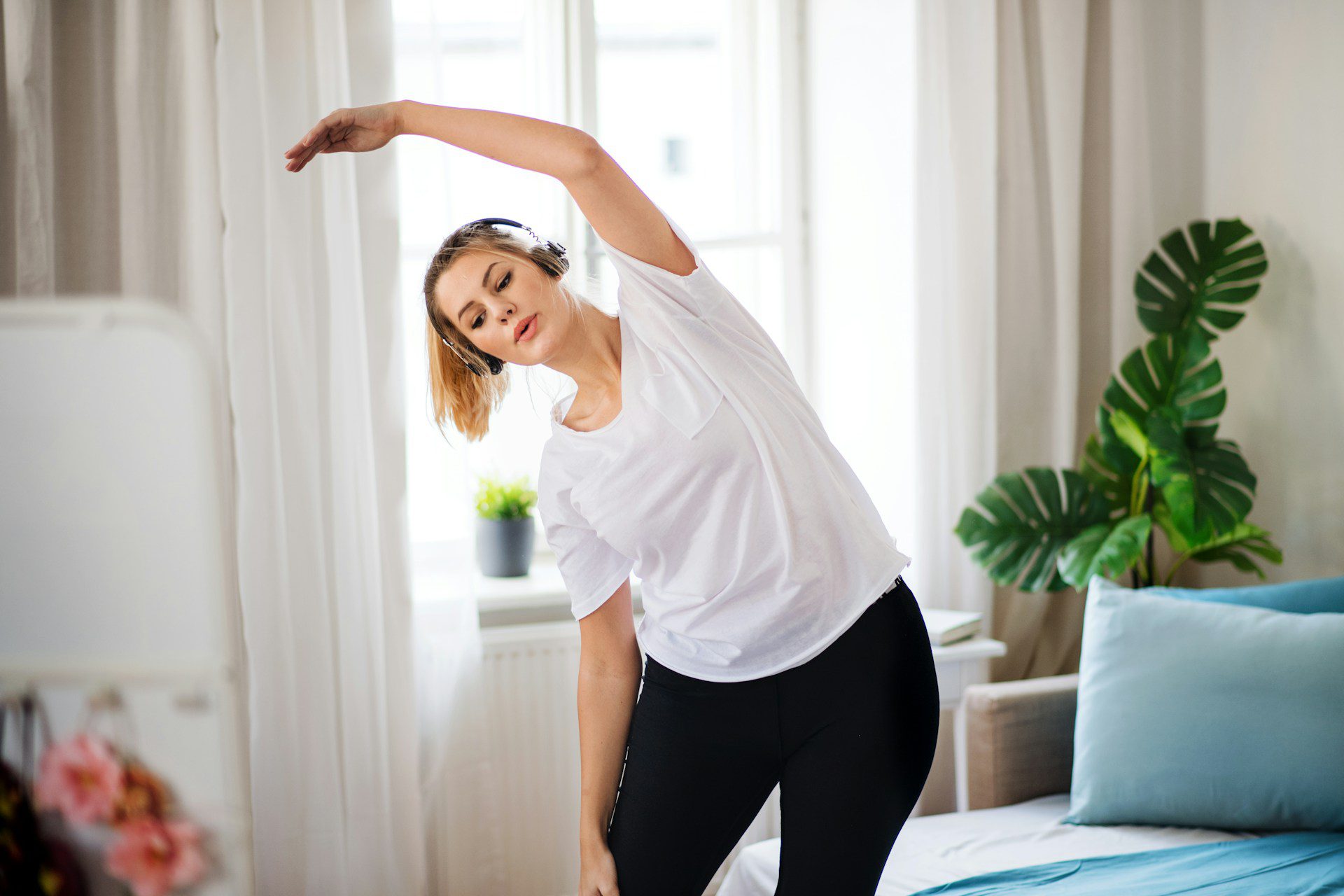 woman doing home workout